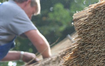 professional Lawton Gate thatchers